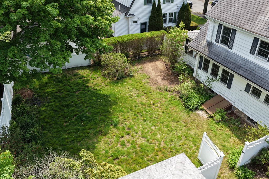 9 Cedar St