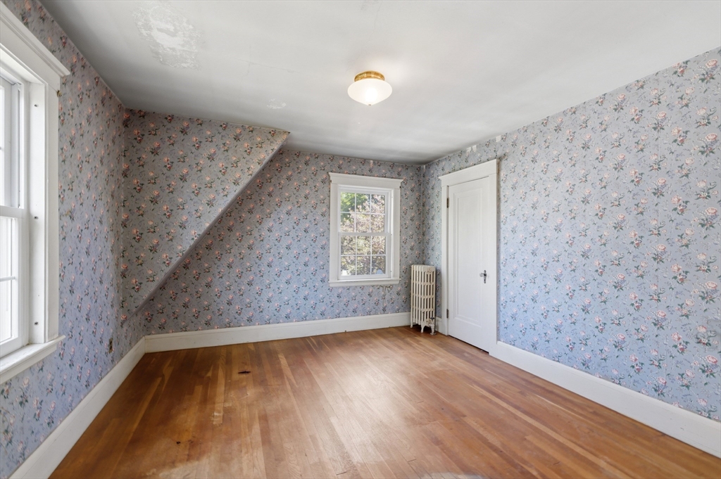 9 Cedar St