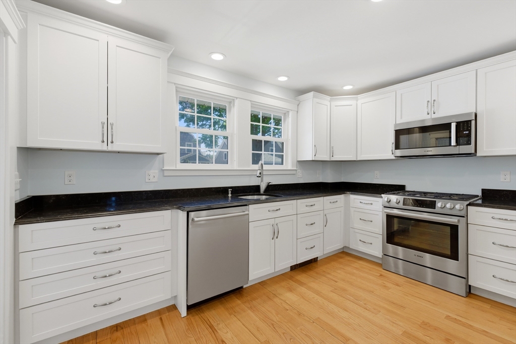 9 Cedar St