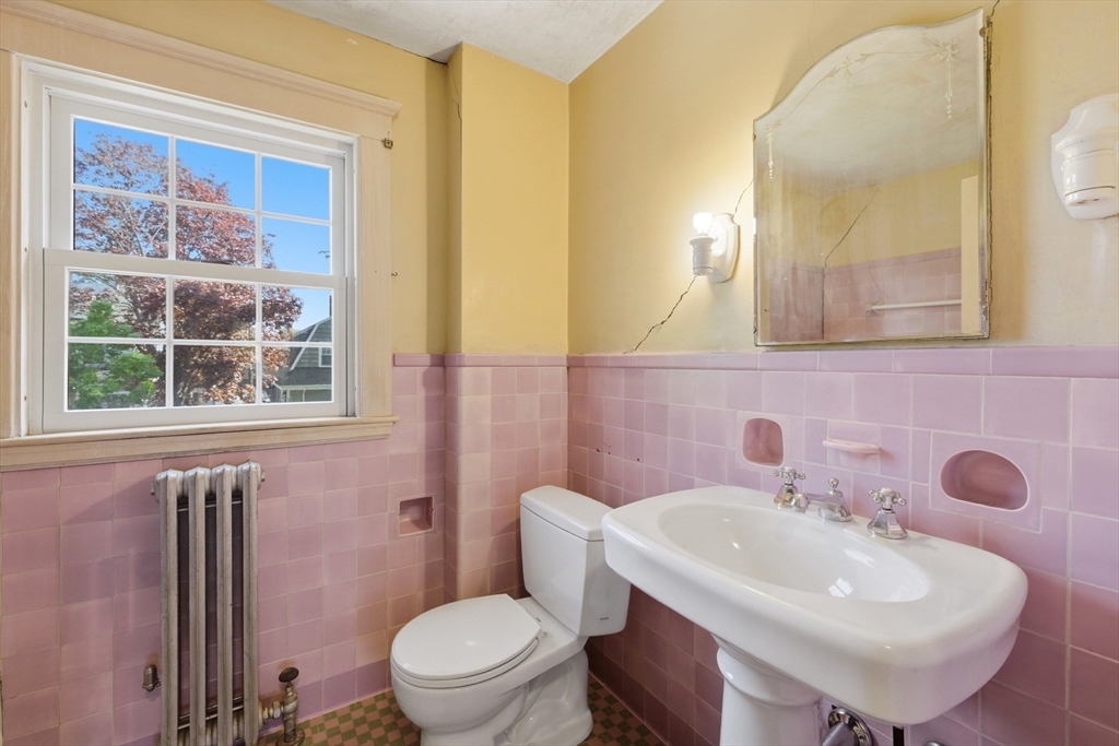 9 Cedar St