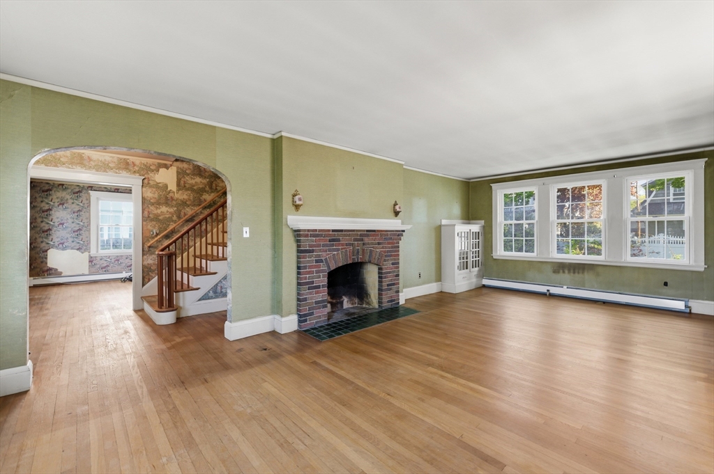 9 Cedar St