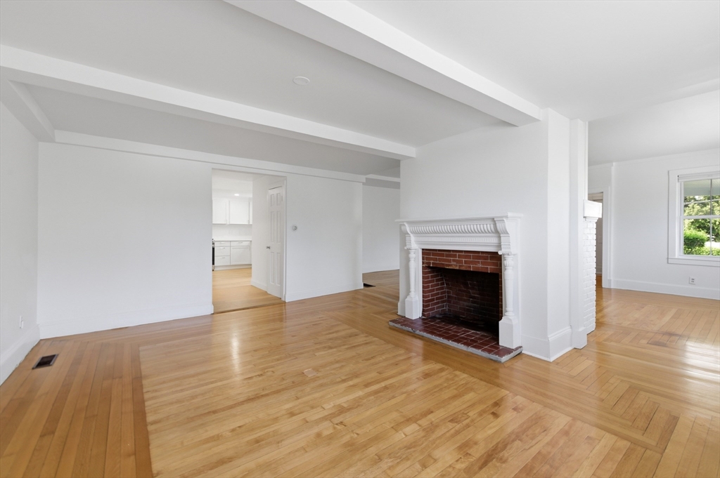 55 Lincoln Avenue