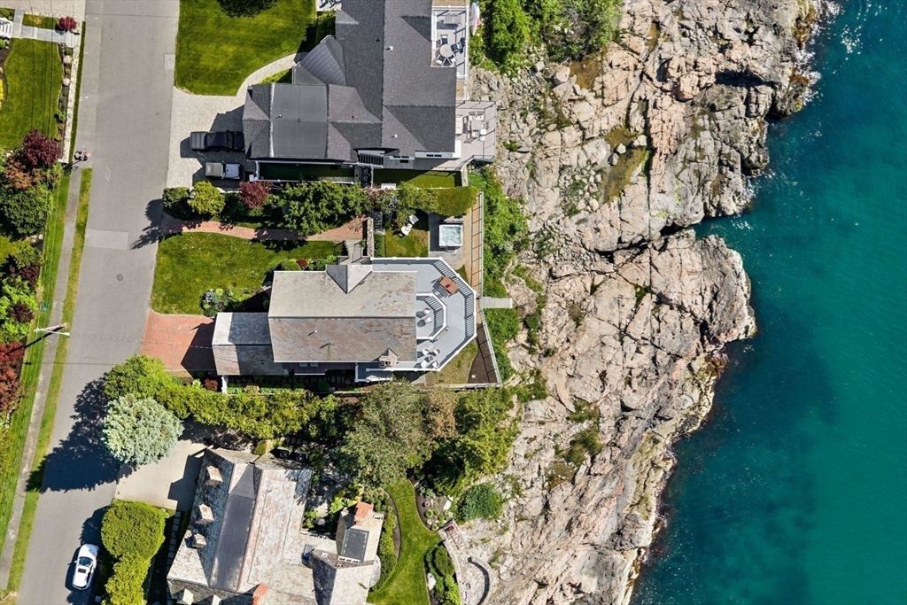 16 Coolidge Road