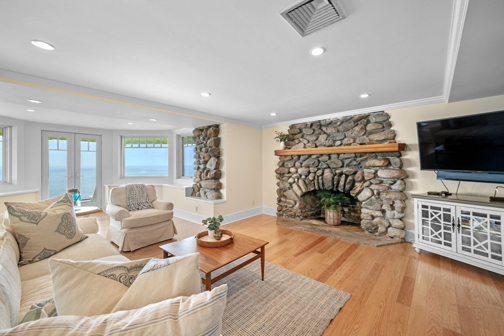 16 Coolidge Road
