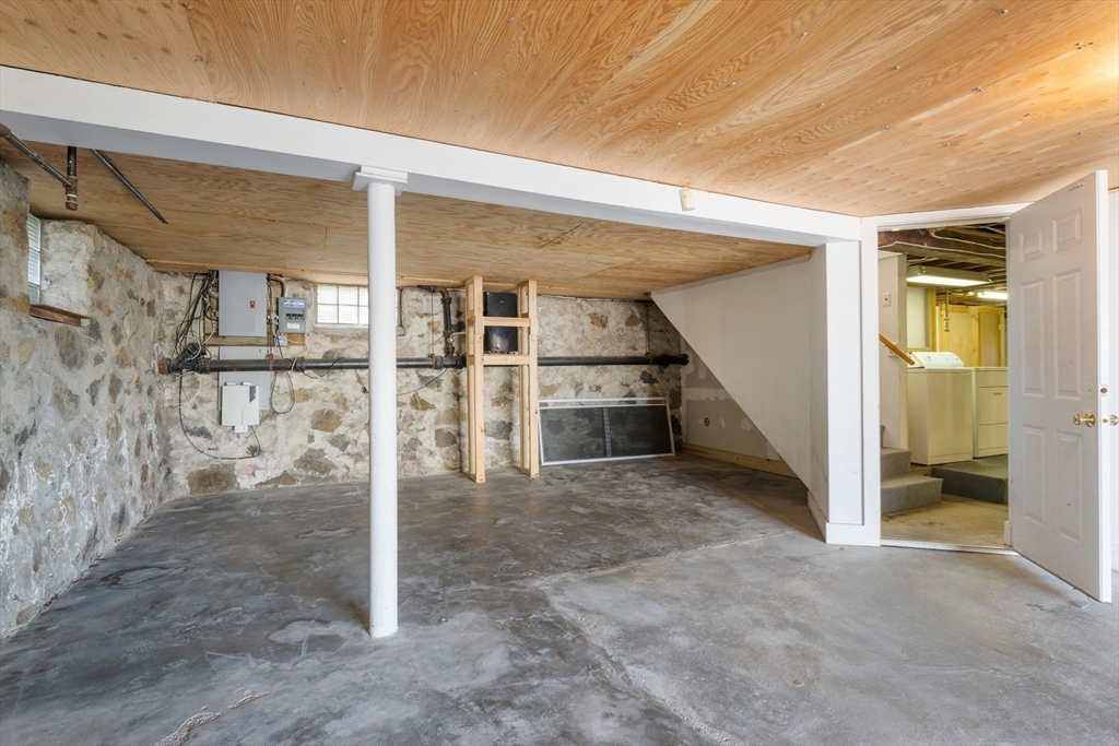66 Overlook Rd