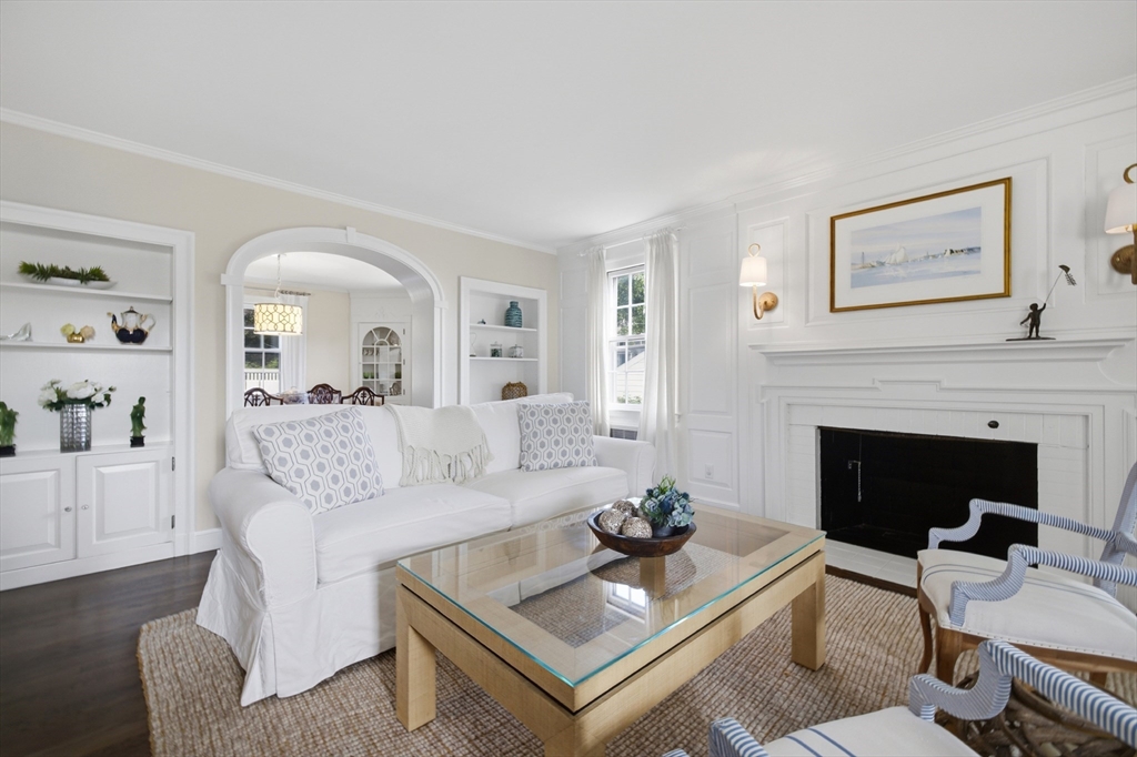 5 Coolidge Rd