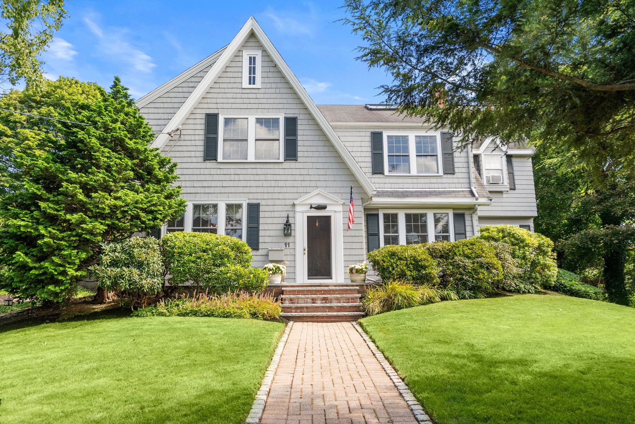 11 Hillcrest Rd Marblehead MA