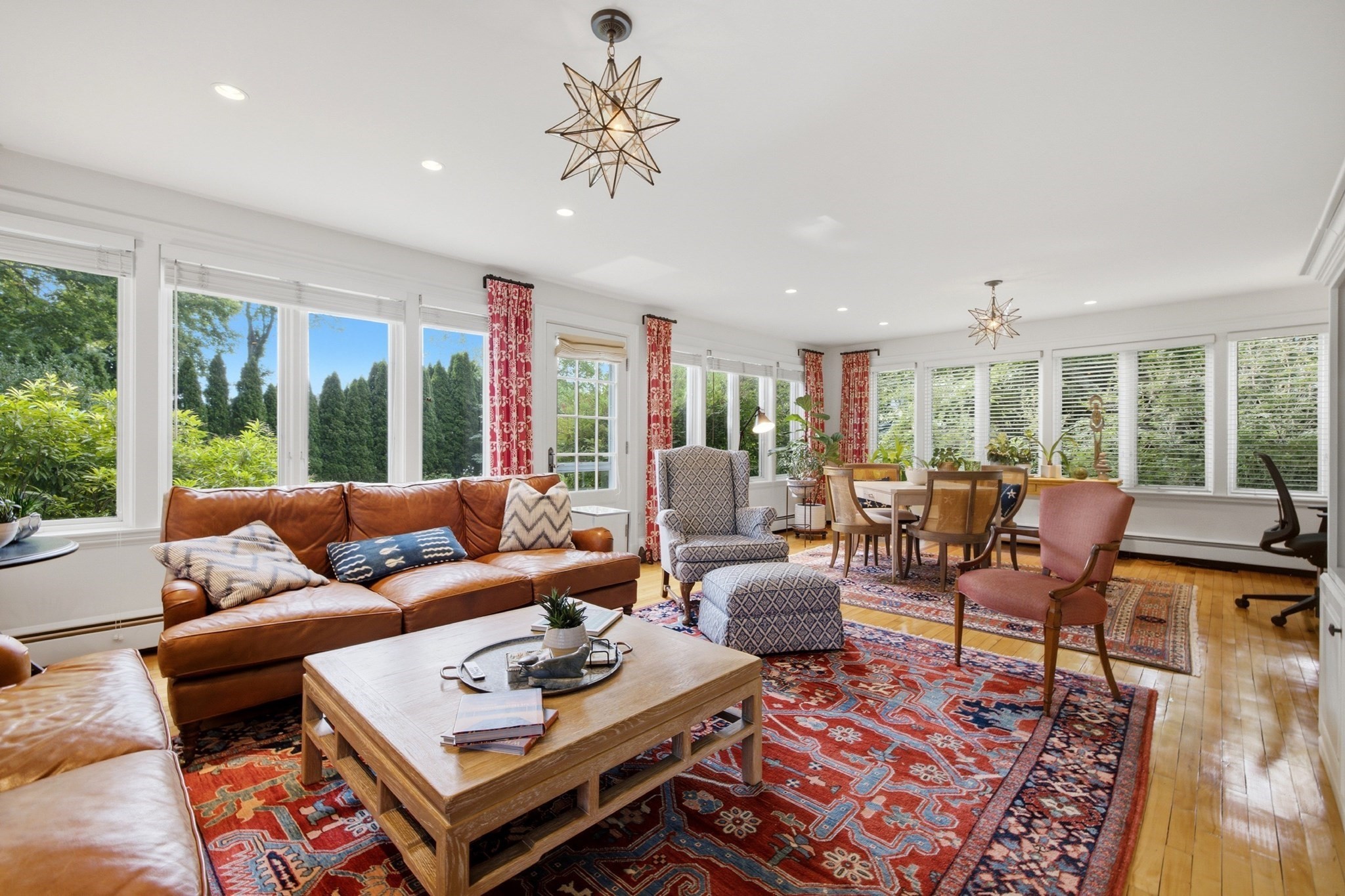 5 Bartlett St