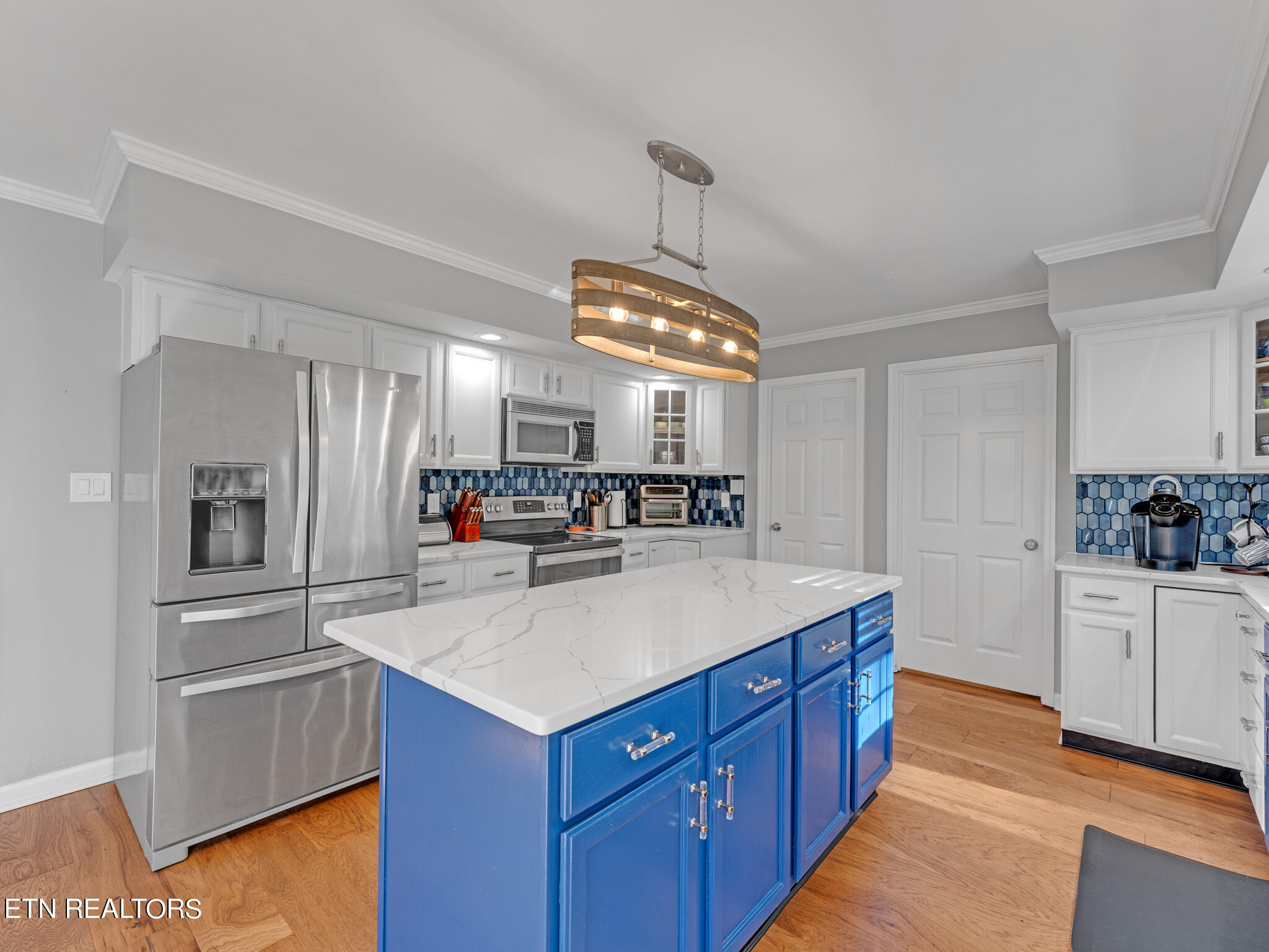 1527 Hall Acres Drive