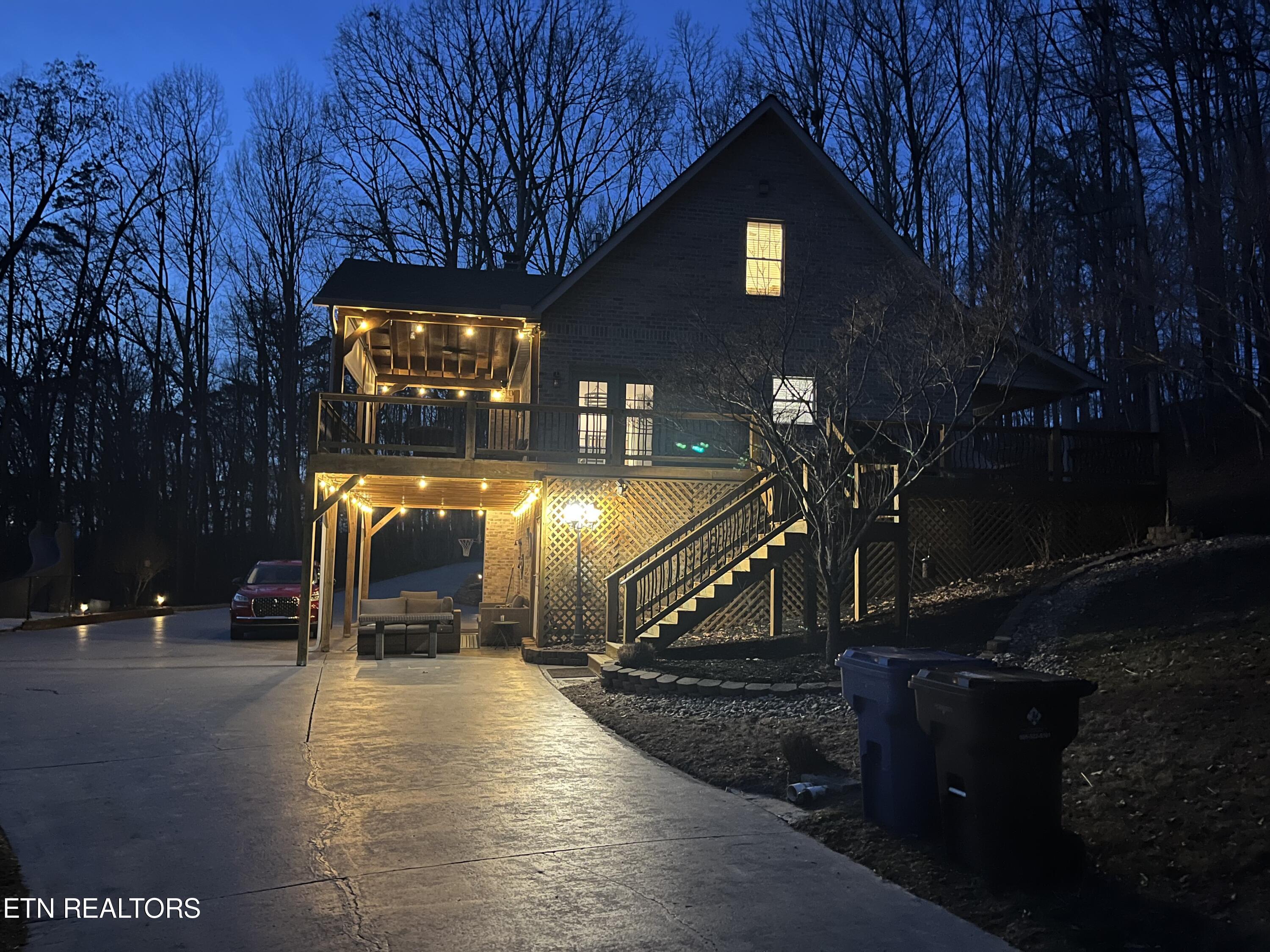 1527 Hall Acres Drive