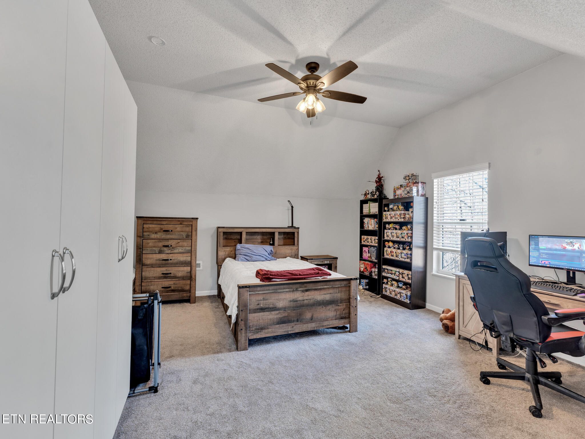 1527 Hall Acres Drive