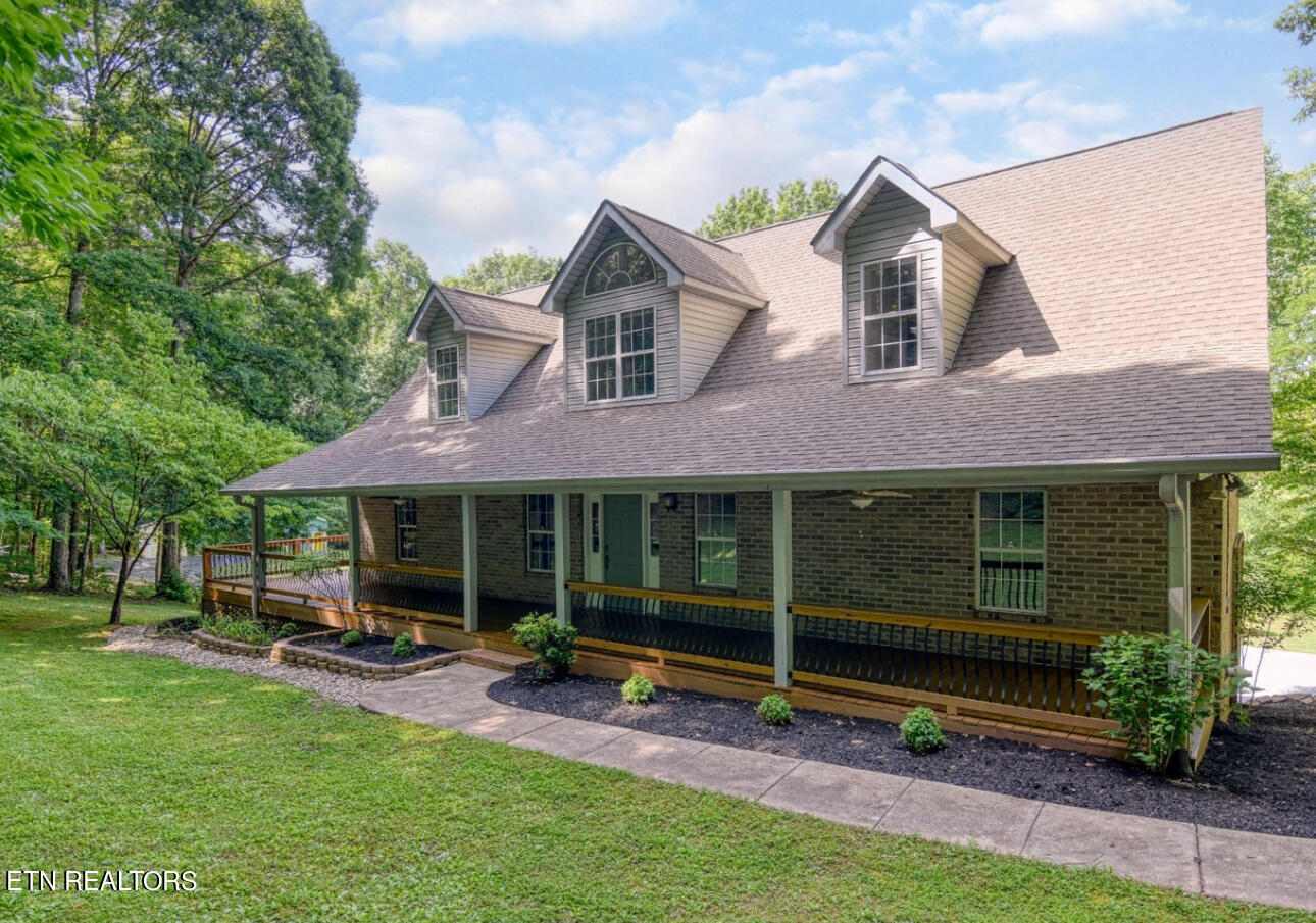 1527 Hall Acres Drive