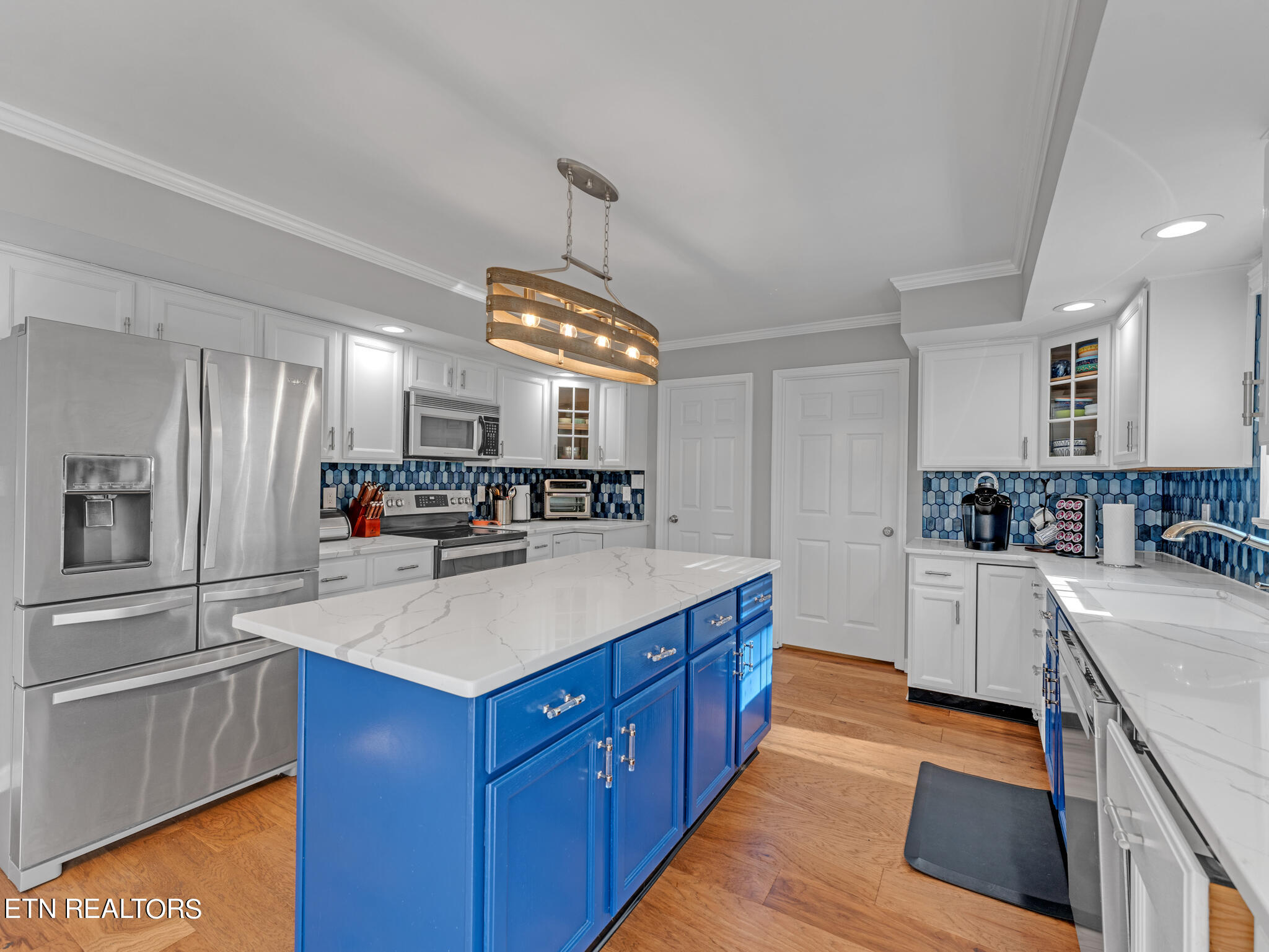 1527 Hall Acres Drive