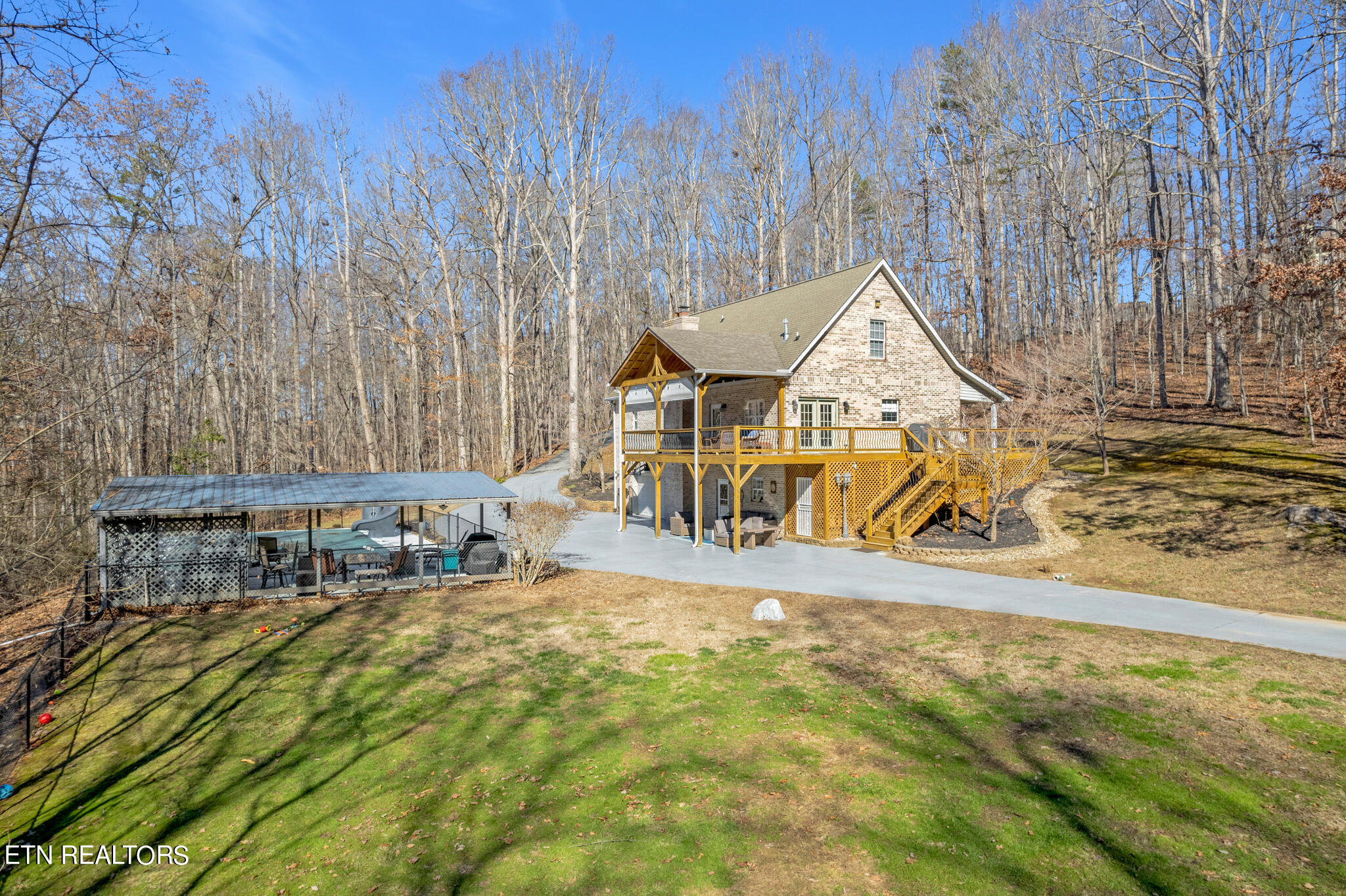 1527 Hall Acres Drive