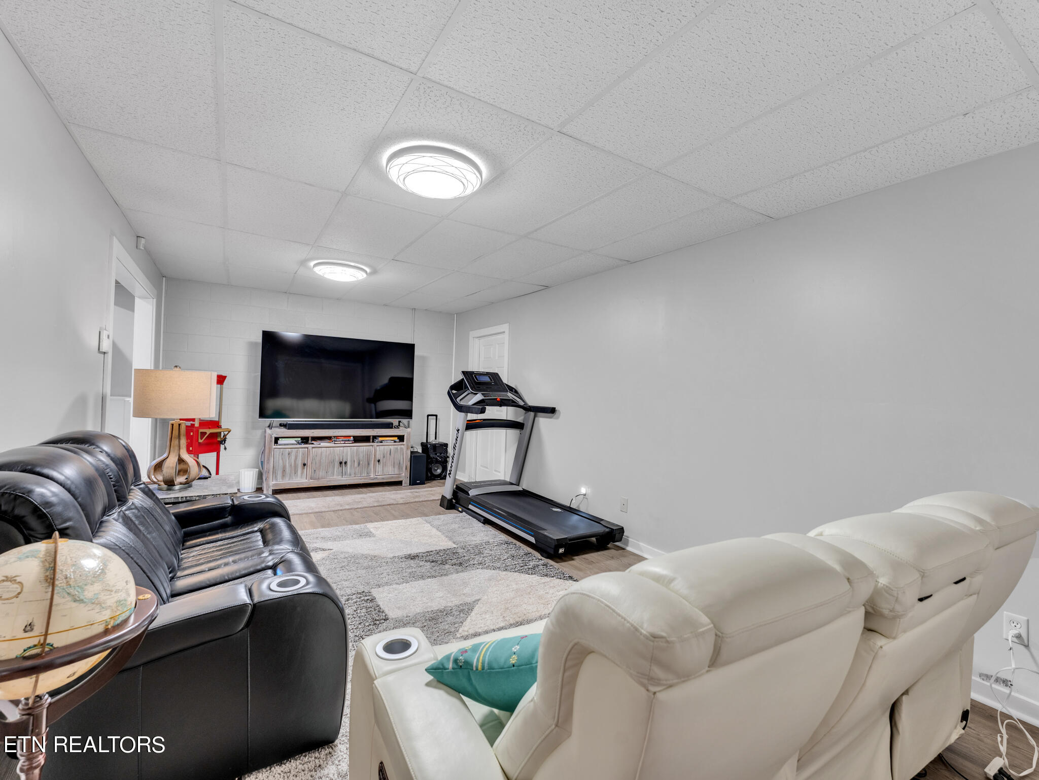 1527 Hall Acres Drive