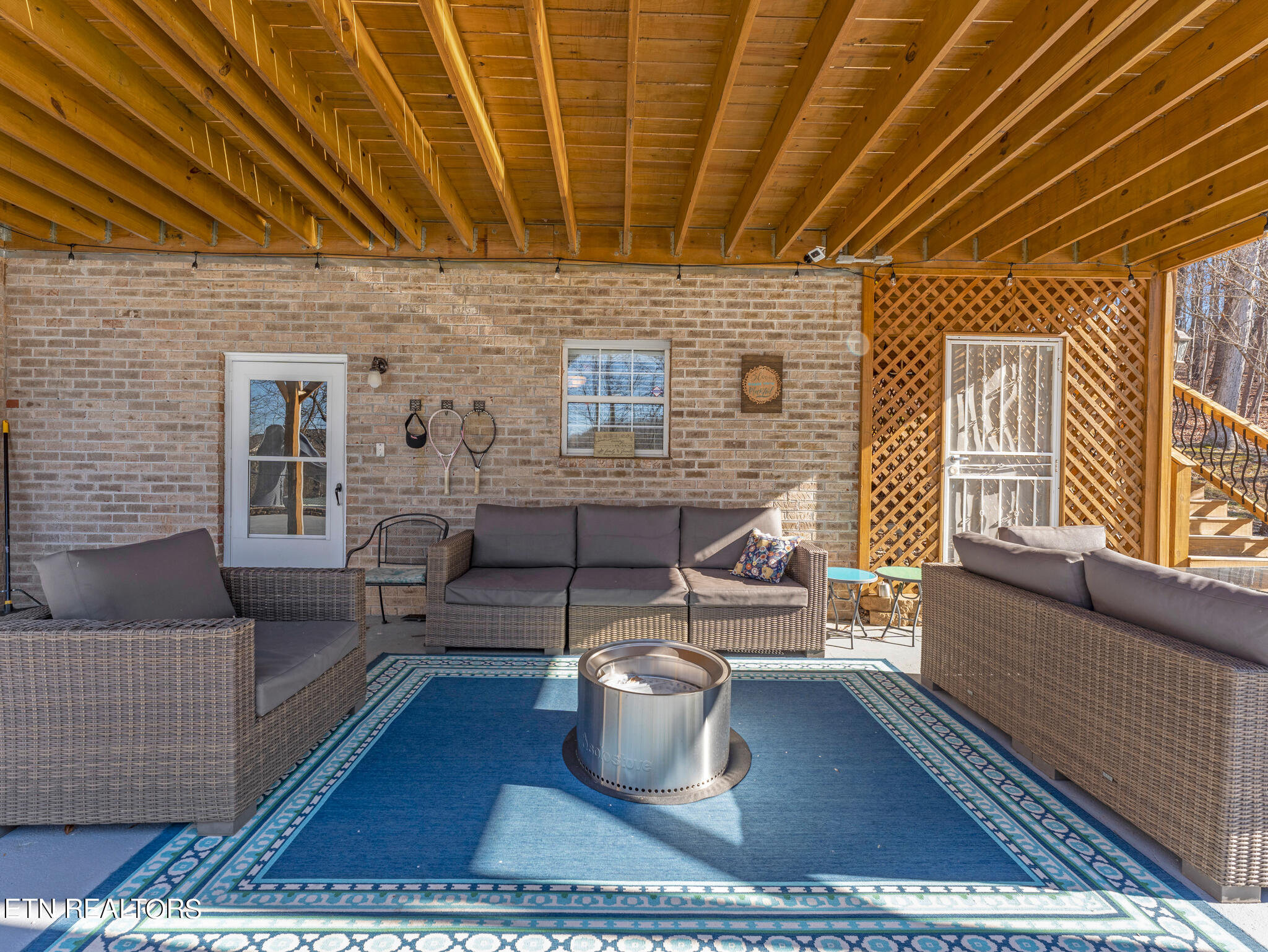 1527 Hall Acres Drive