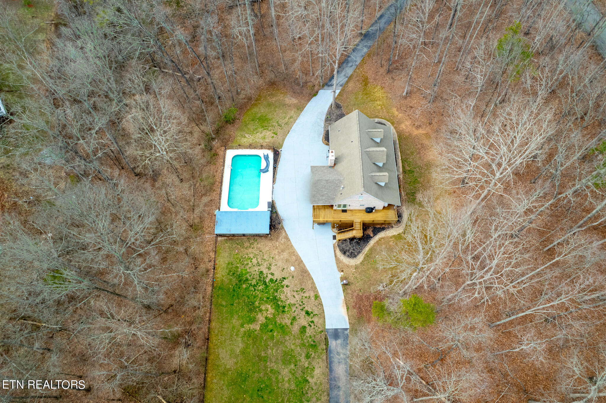 1527 Hall Acres Drive