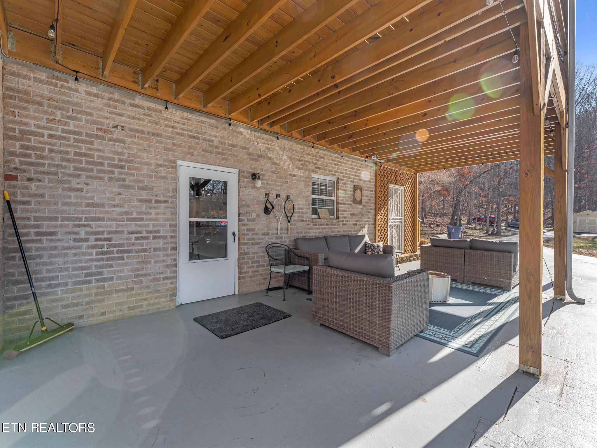 1527 Hall Acres Drive