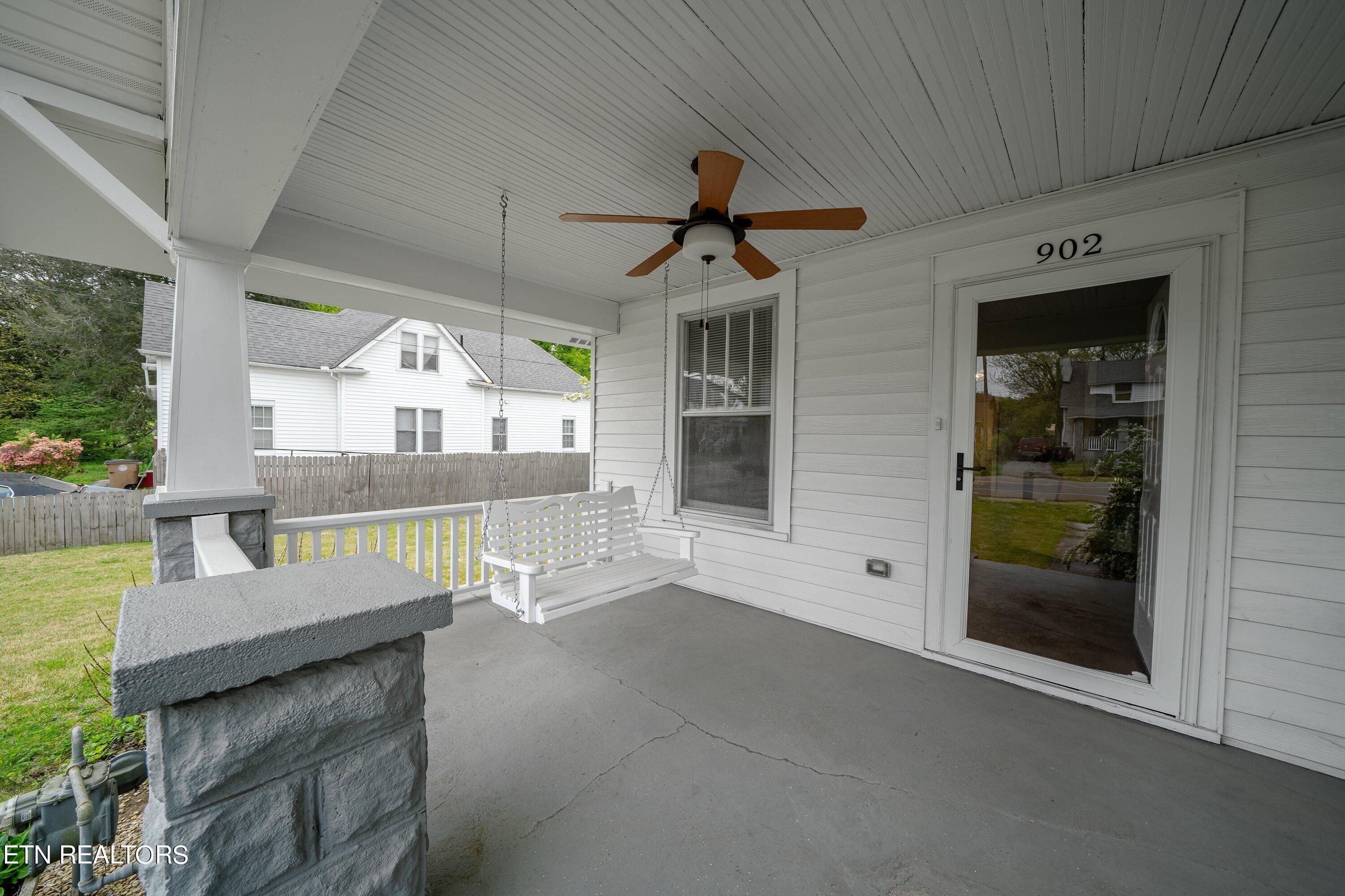 902 Chickamauga Ave