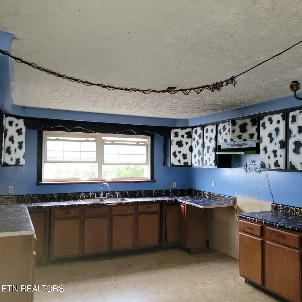 2699 Sugar Grove Valley Rd