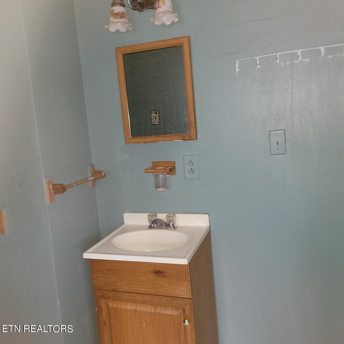 2699 Sugar Grove Valley Rd