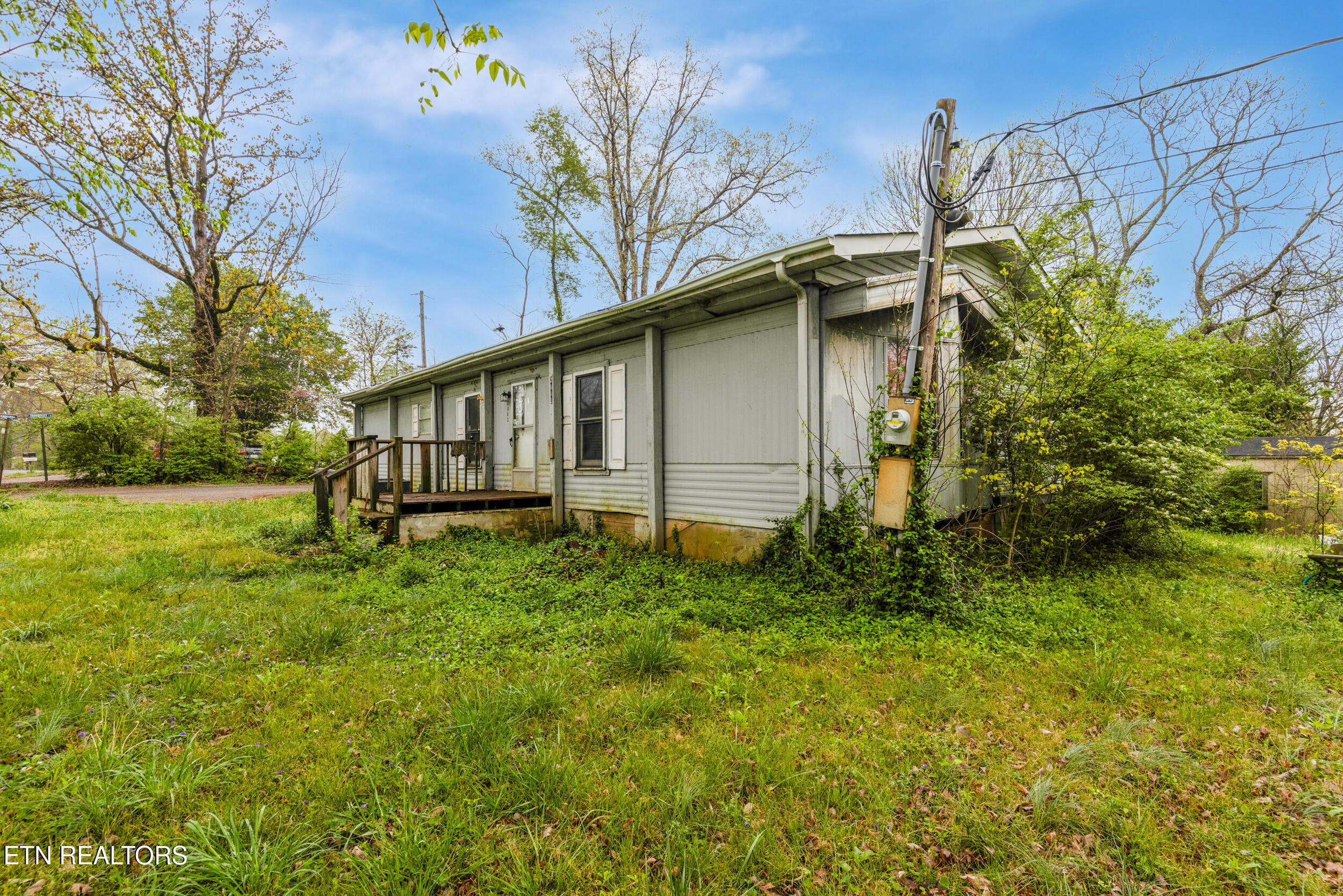 2843/2845 New Blockhouse Rd