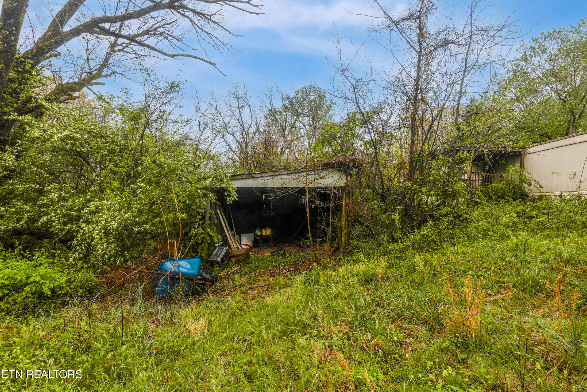 2843/2845 New Blockhouse Rd