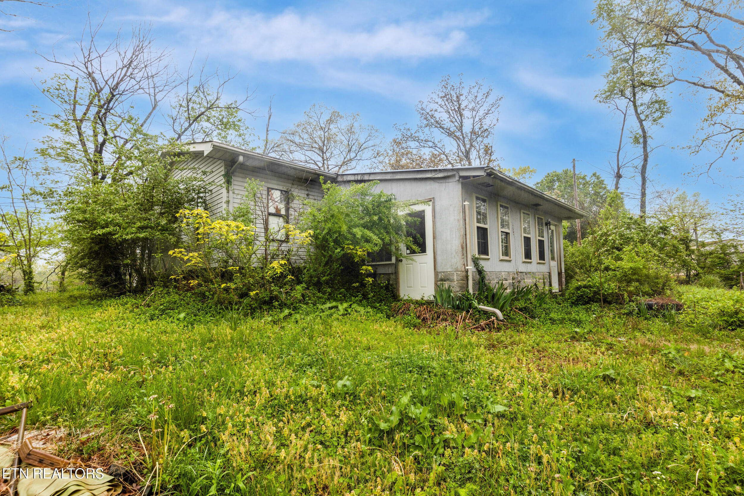 2843/2845 New Blockhouse Rd