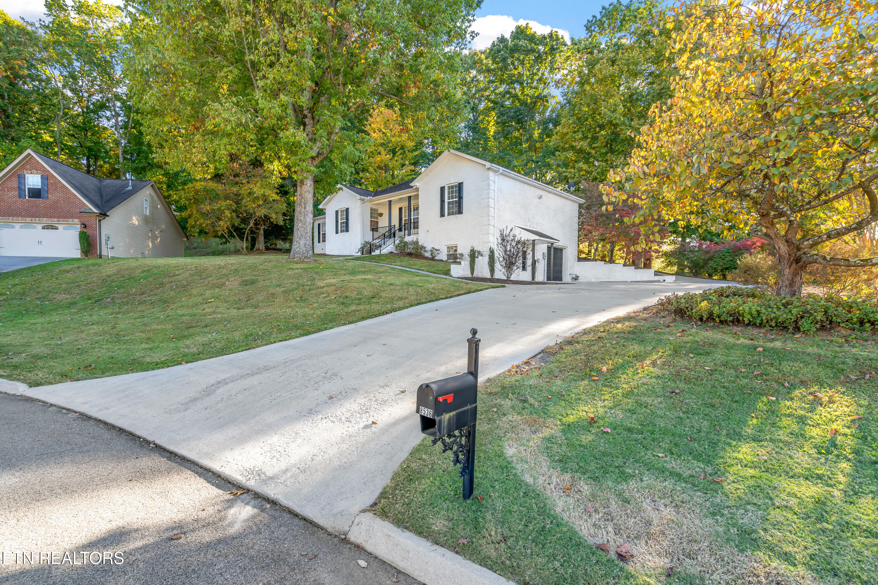 8536 Reagan Woods Lane