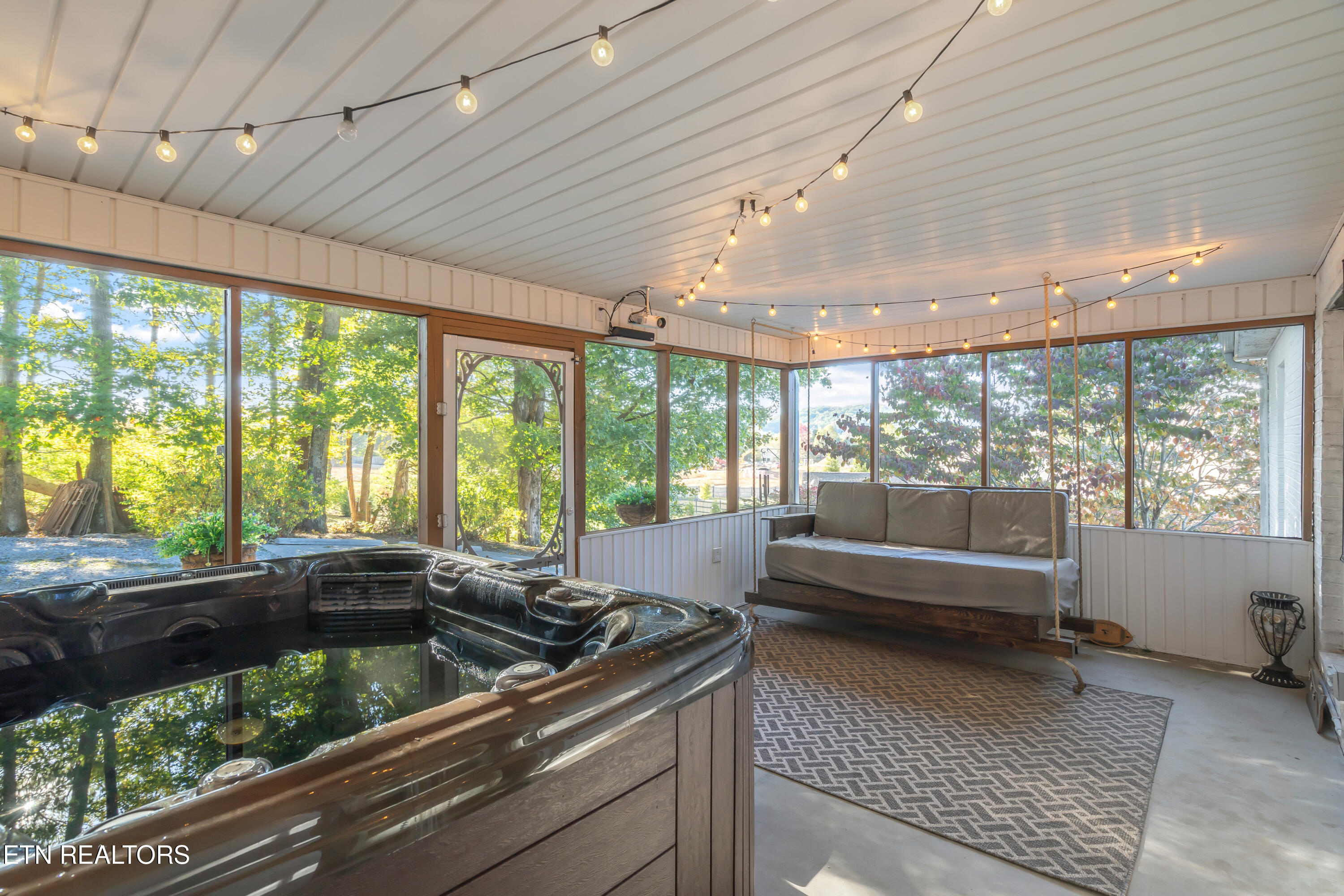 8536 Reagan Woods Lane