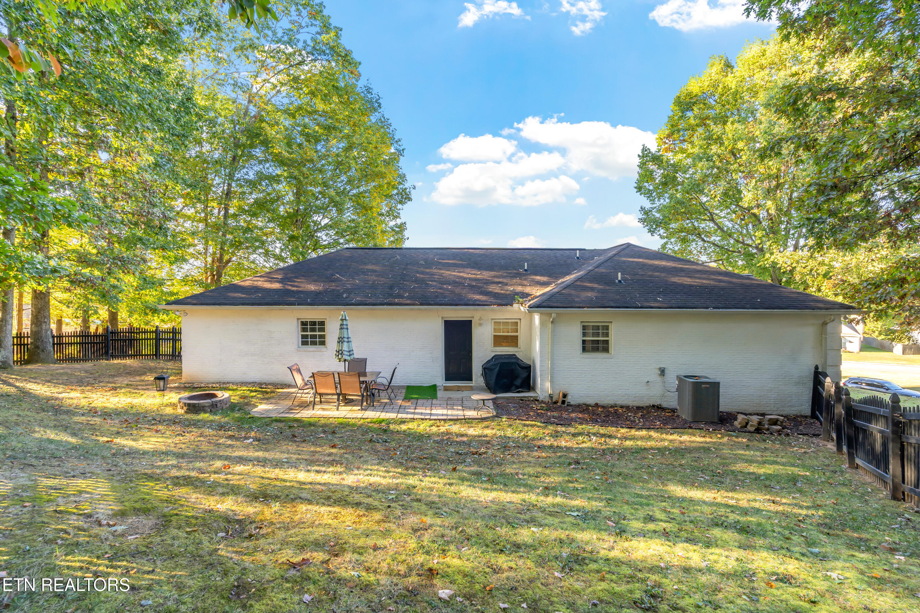 8536 Reagan Woods Lane