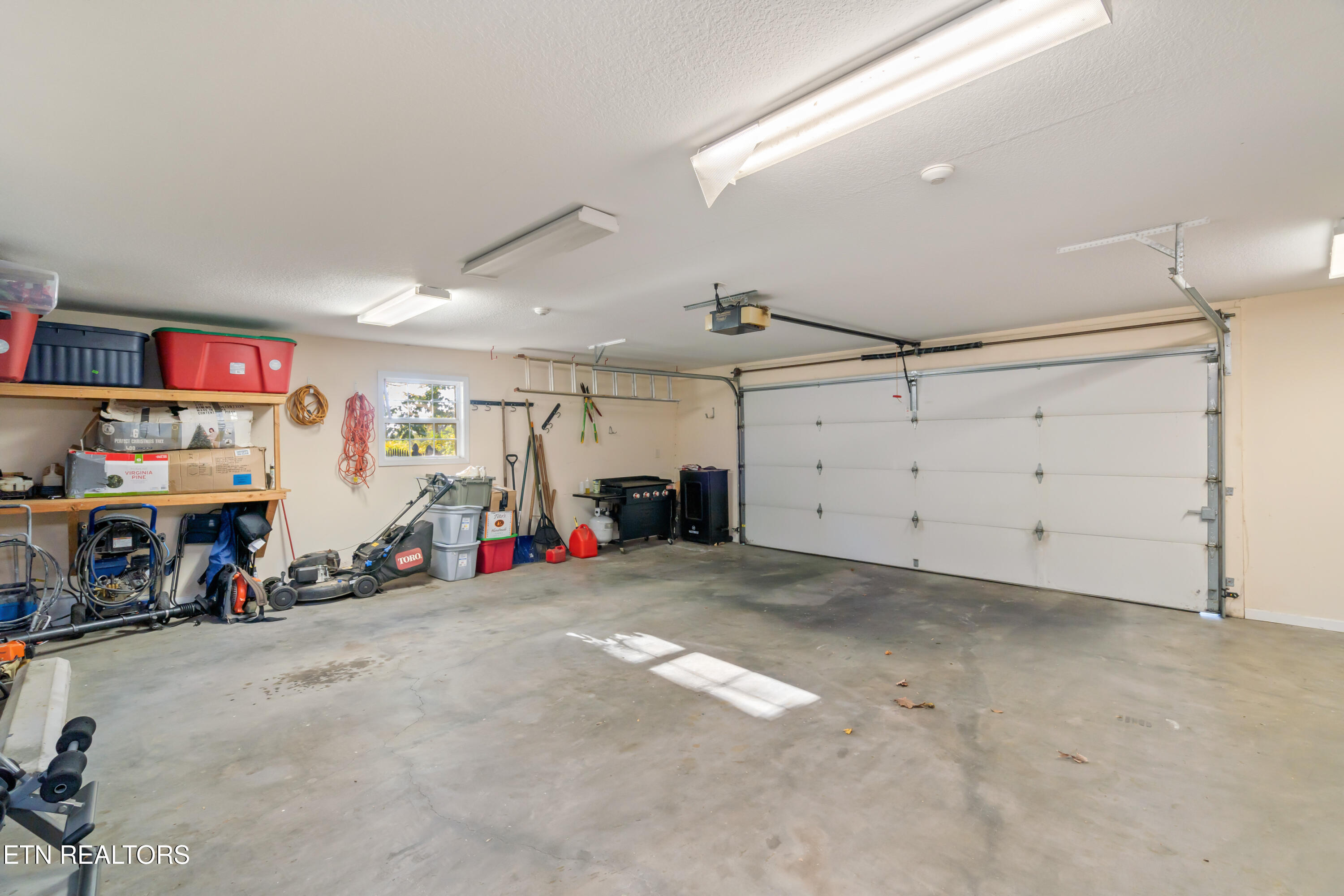 8536 Reagan Woods Lane