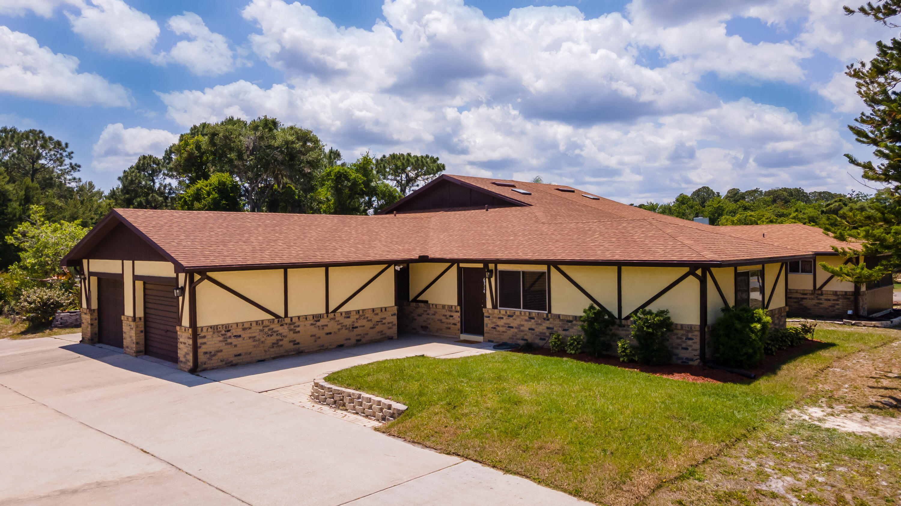 6314 Sleepy Hollow Drive