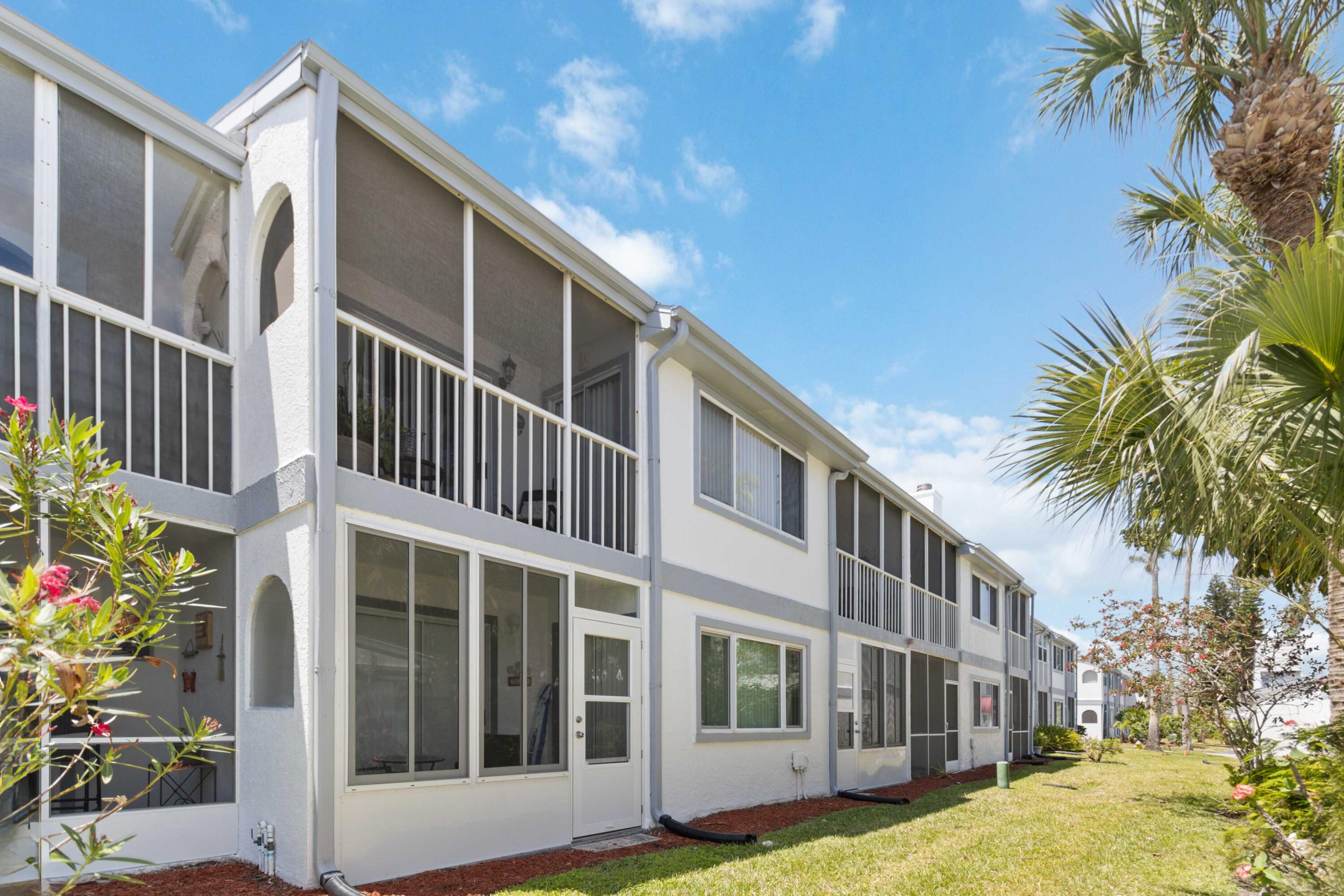 414 Beach Park Lane