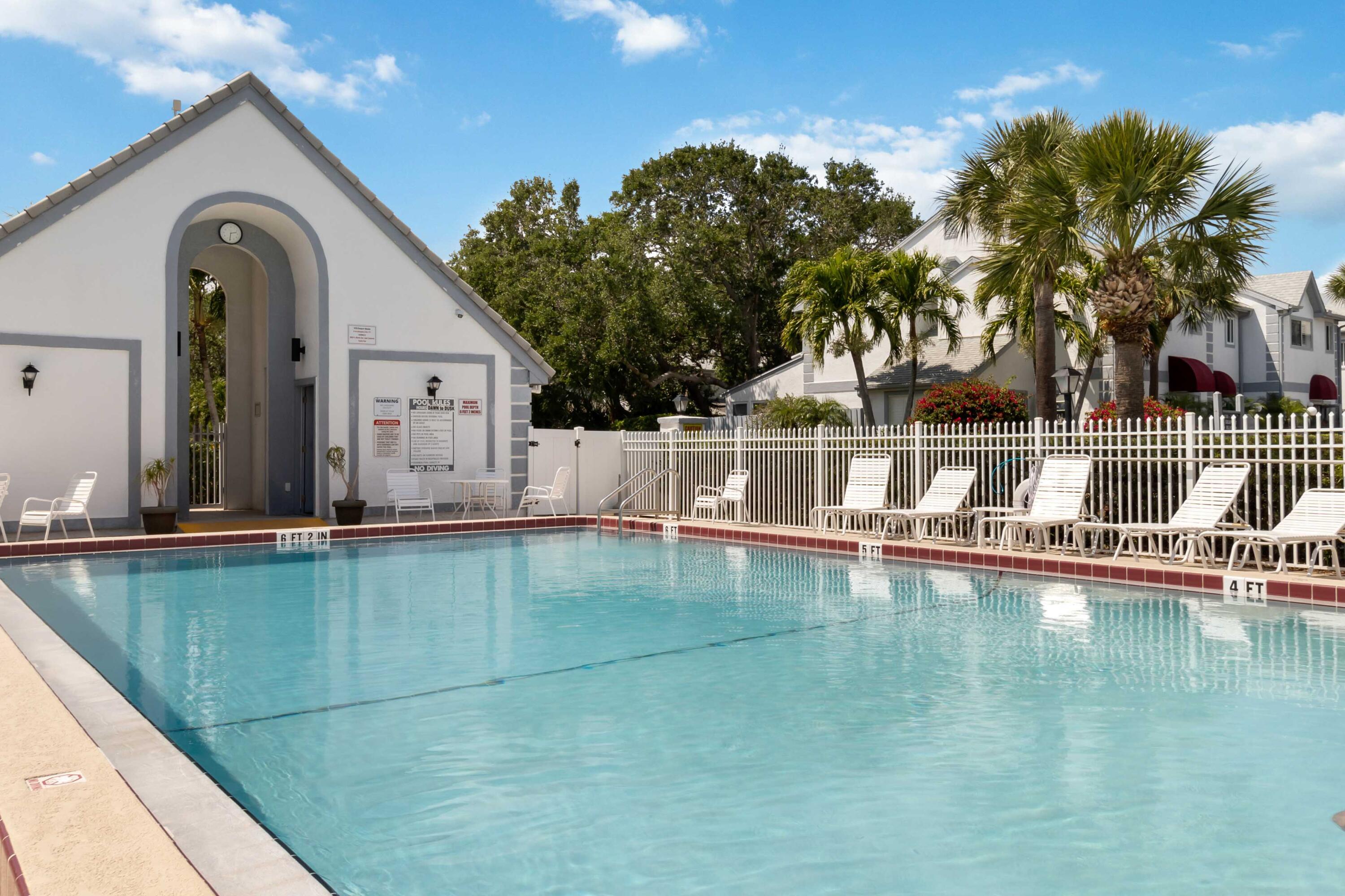 414 Beach Park Lane