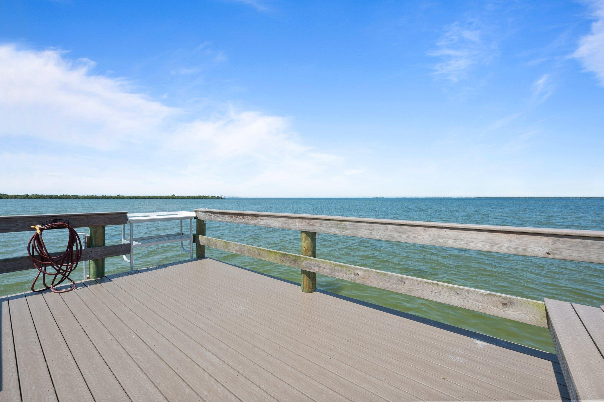 7160 N Highway 1, 101