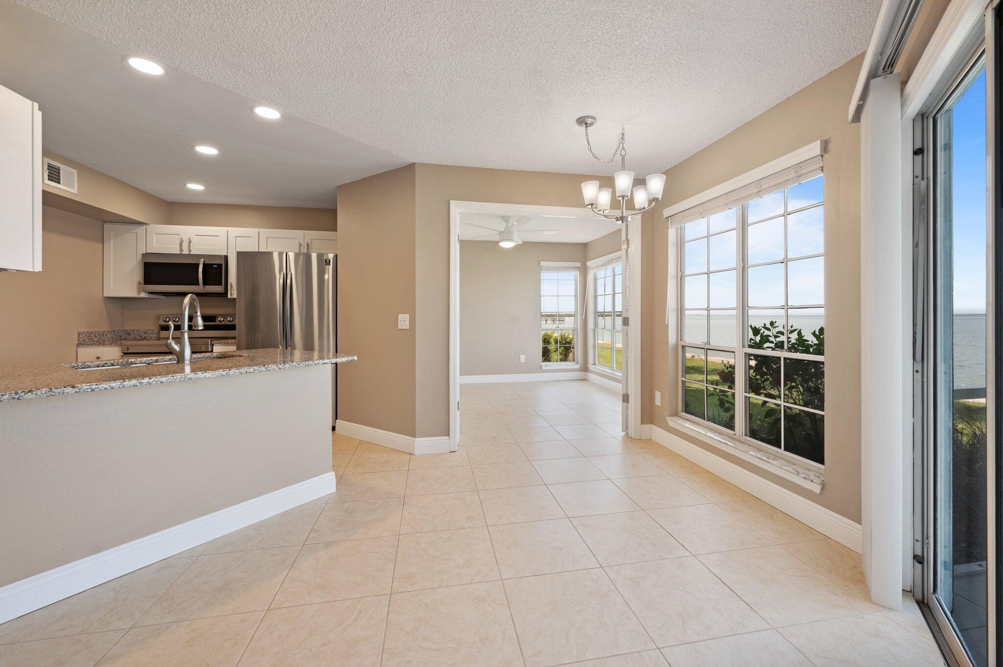 7160 N Highway 1, 101