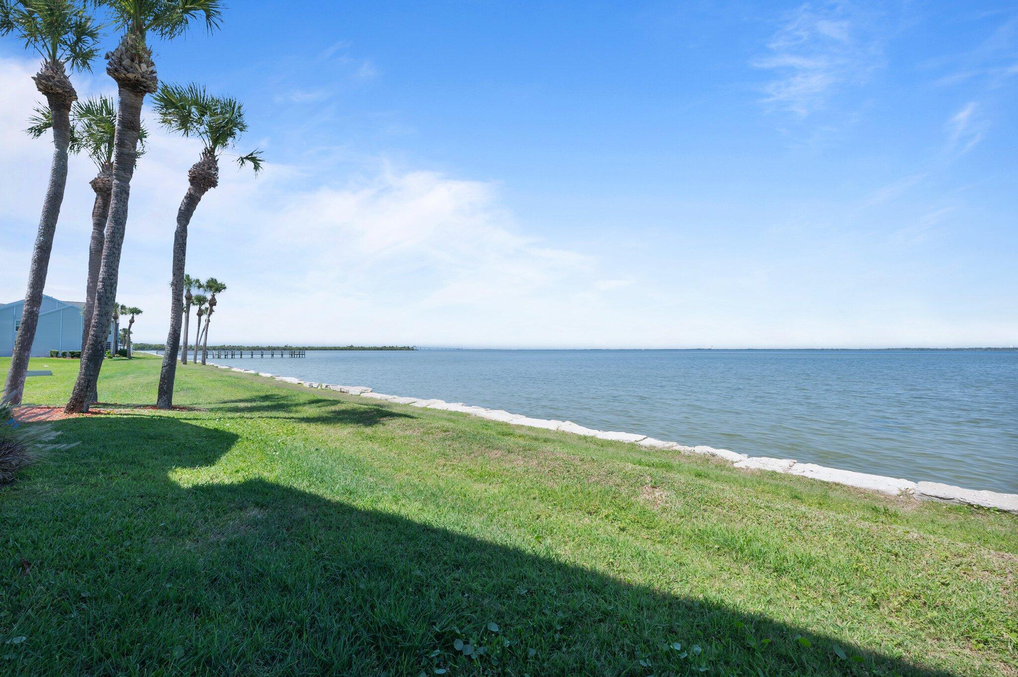 7160 N Highway 1, 101