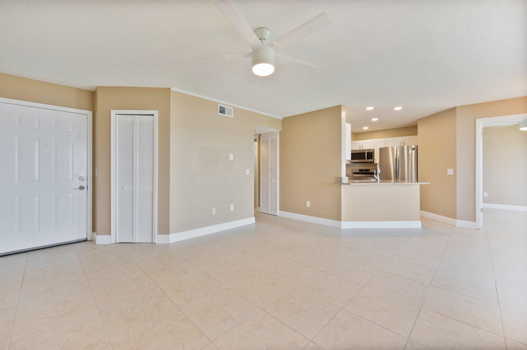 7160 N Highway 1, 101