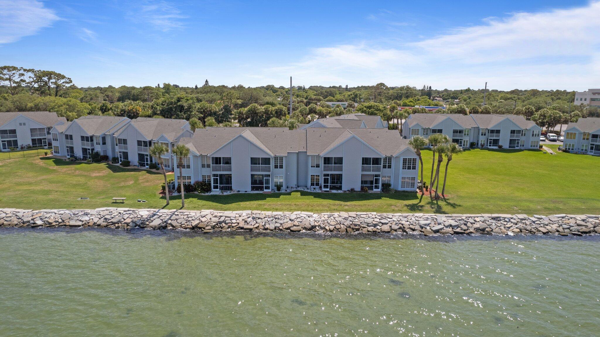 7160 N Highway 1, 101