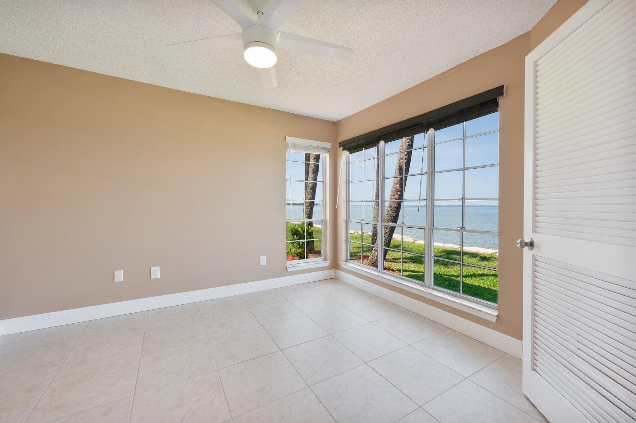 7160 N Highway 1, 101