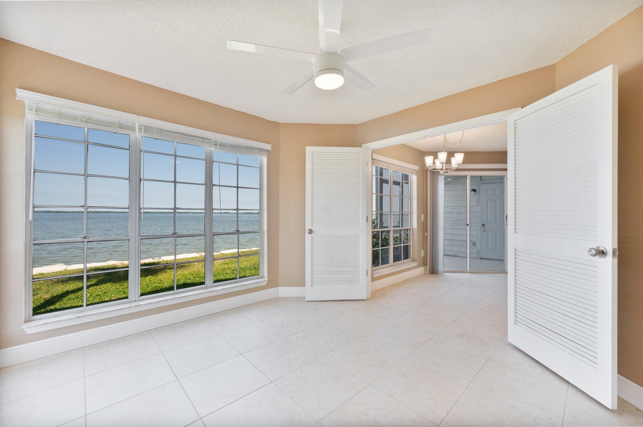 7160 N Highway 1, 101