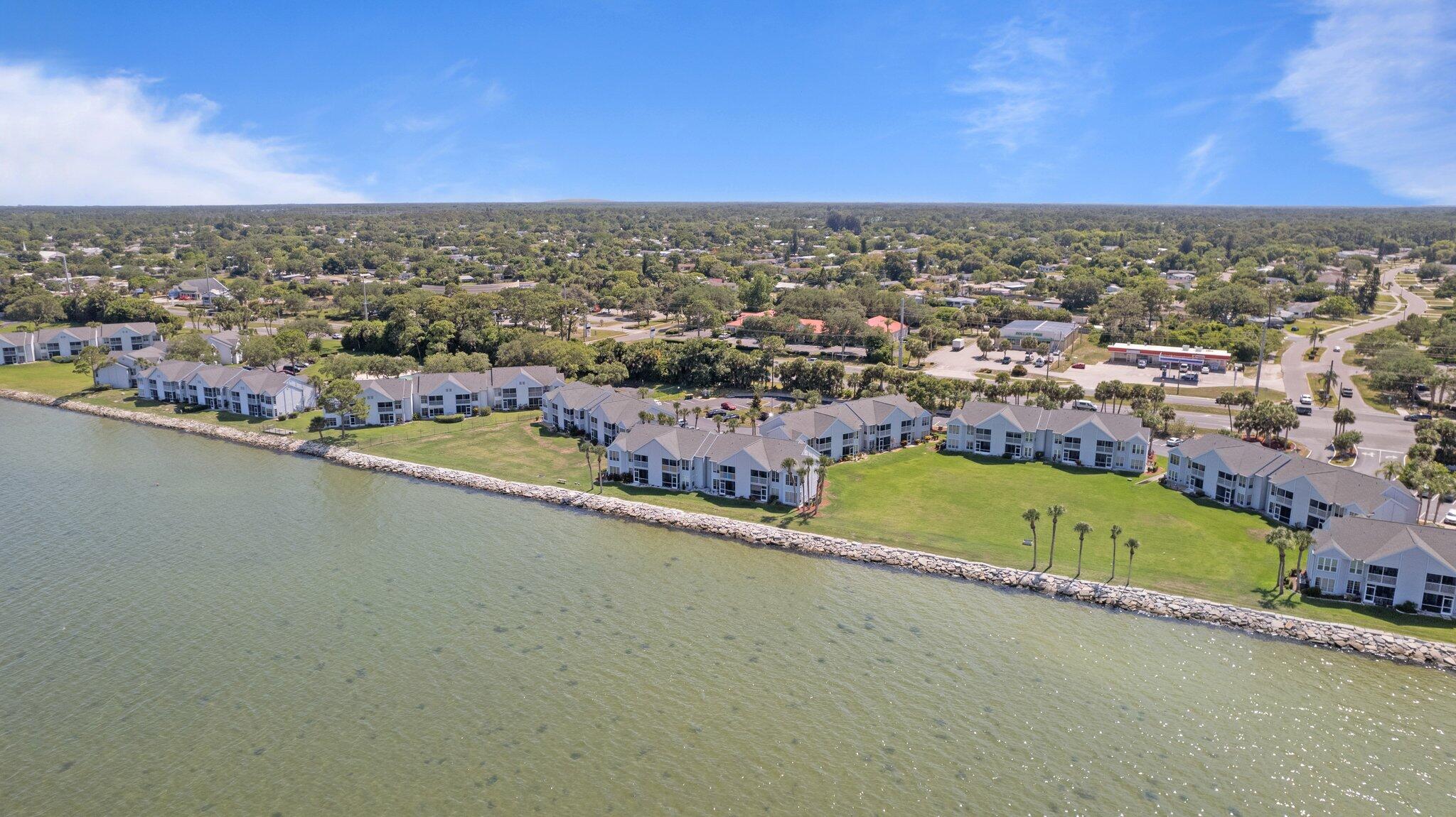 7160 N Highway 1, 101