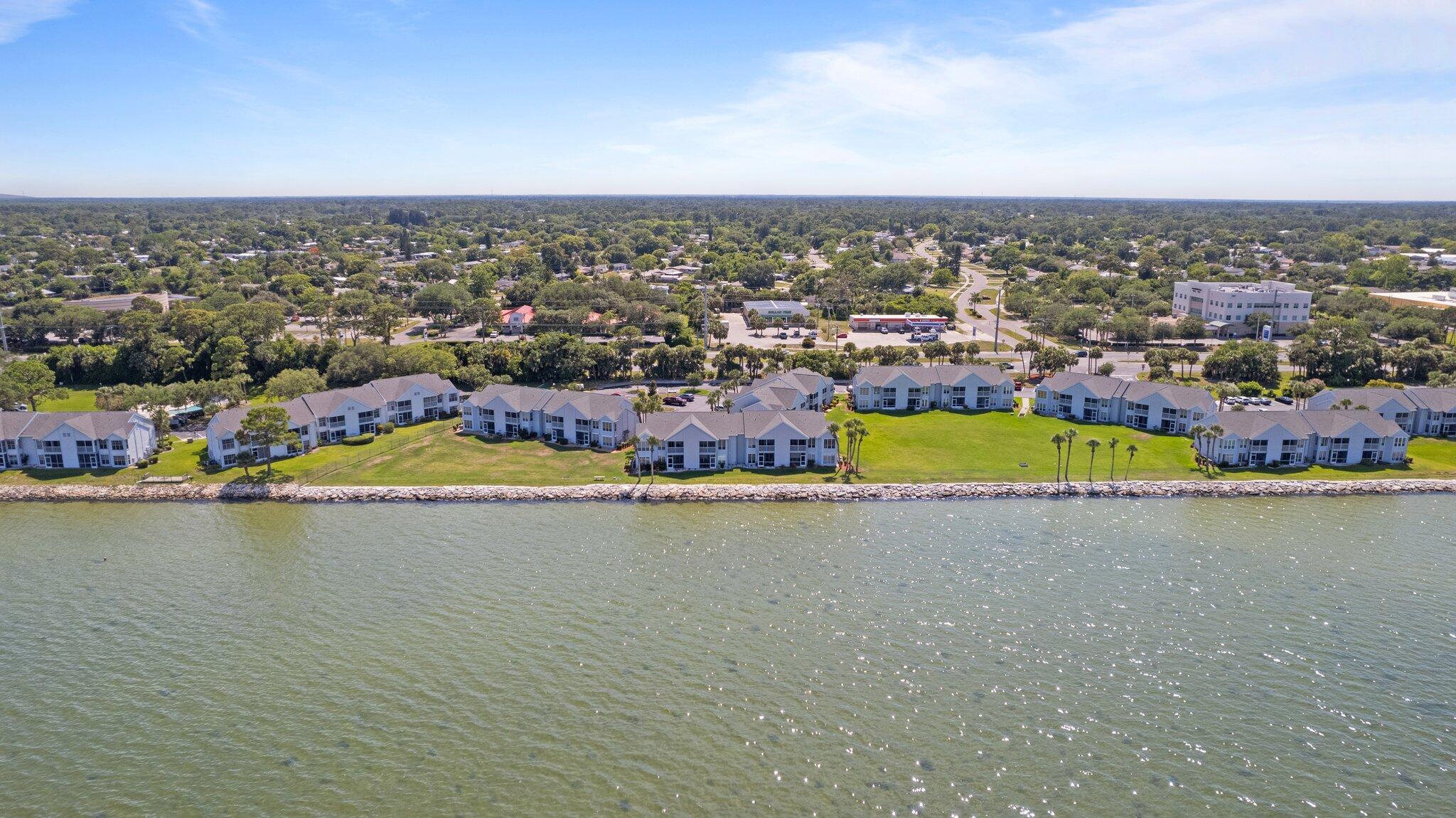 7160 N Highway 1, 101