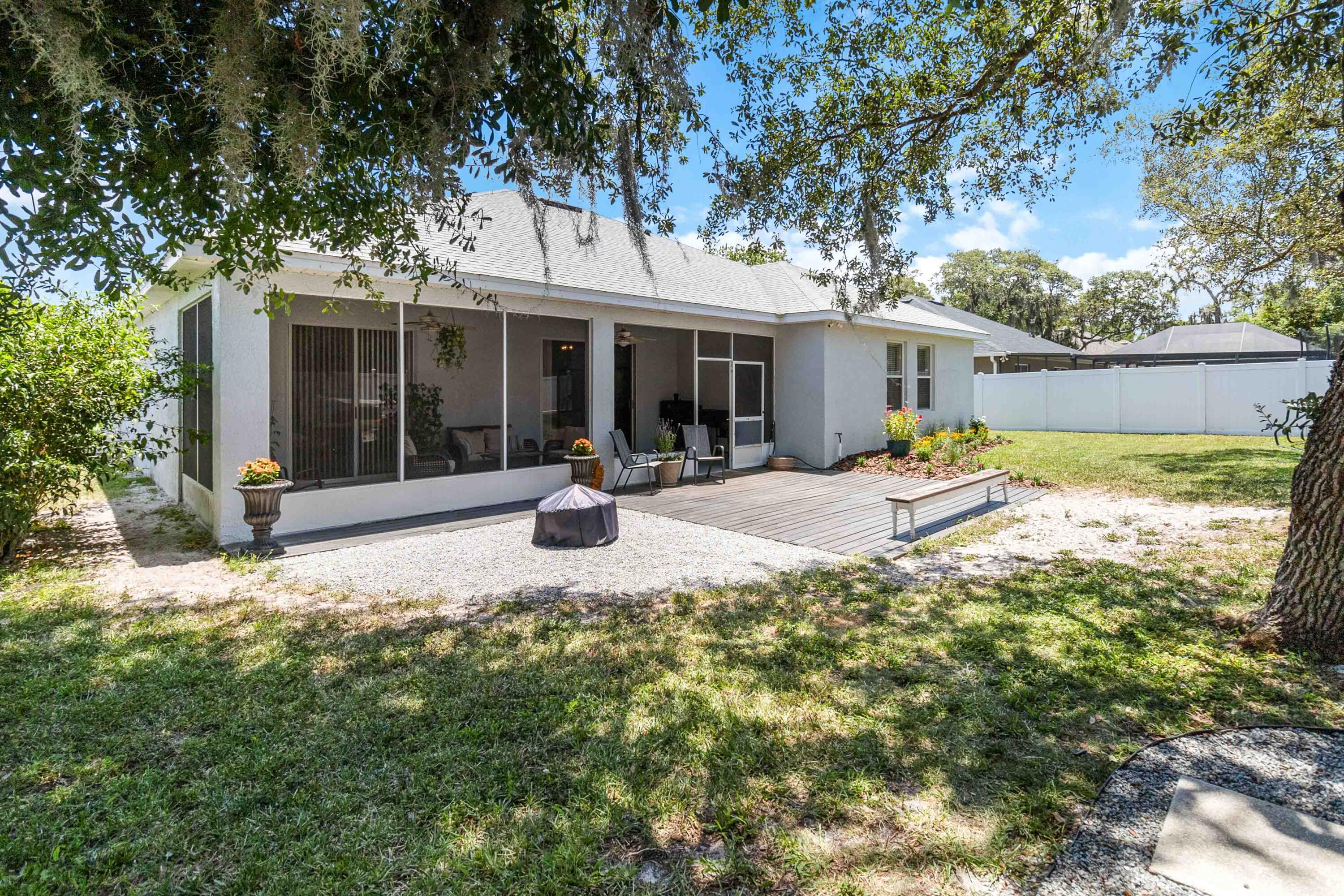 5880 Hummingbird Court