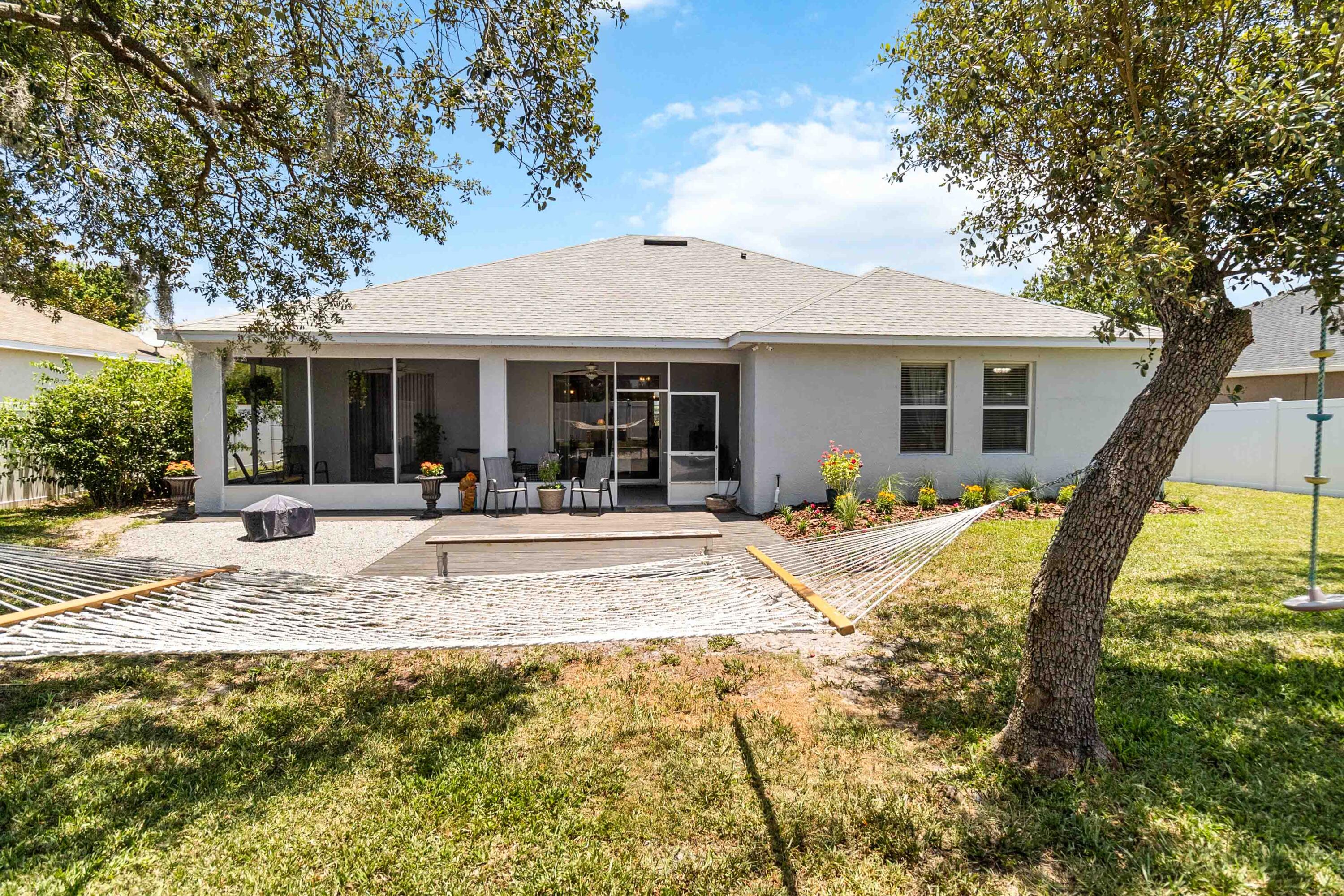 5880 Hummingbird Court