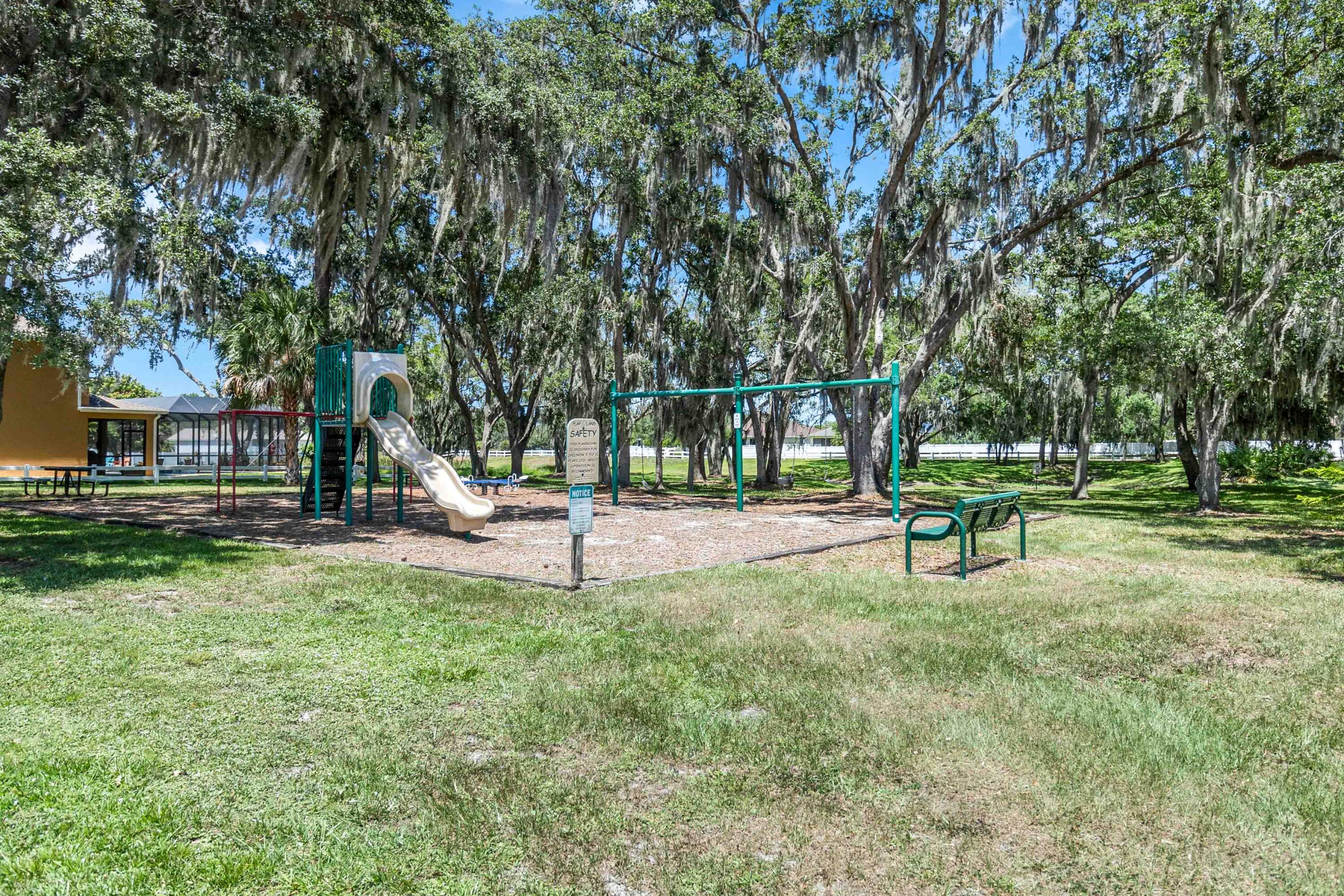 5880 Hummingbird Court