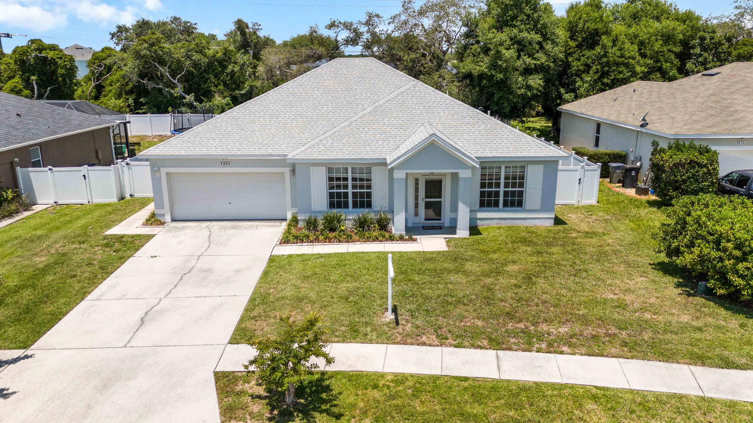 5880 Hummingbird Court