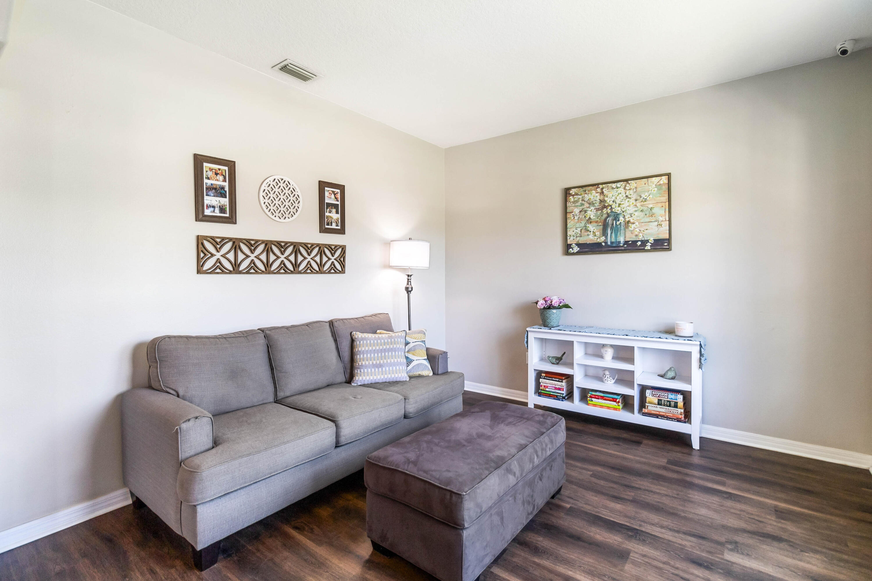 5880 Hummingbird Court