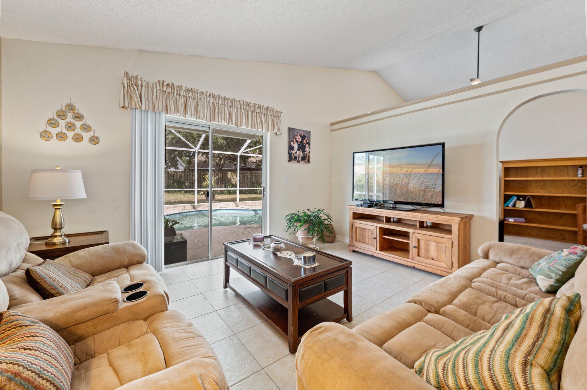 6871 Raccoon Court